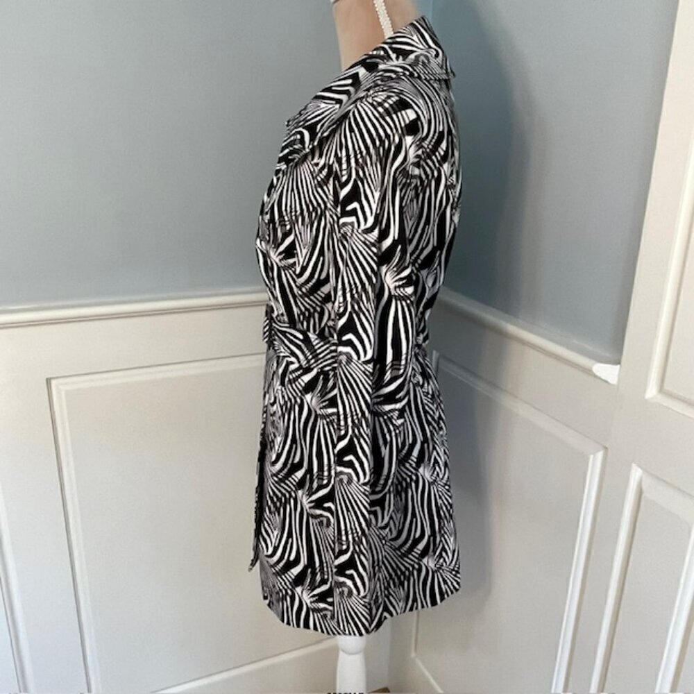 Doncaster Trench Coat Belted Abstract Print Black & White Size 12 - Picture 5 of 9